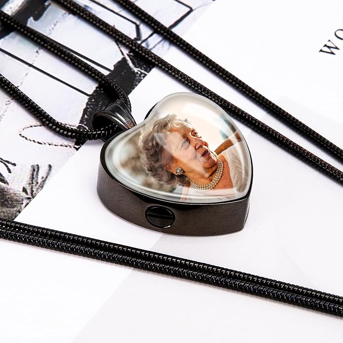 Farfume Personalized Pet Urn Necklace